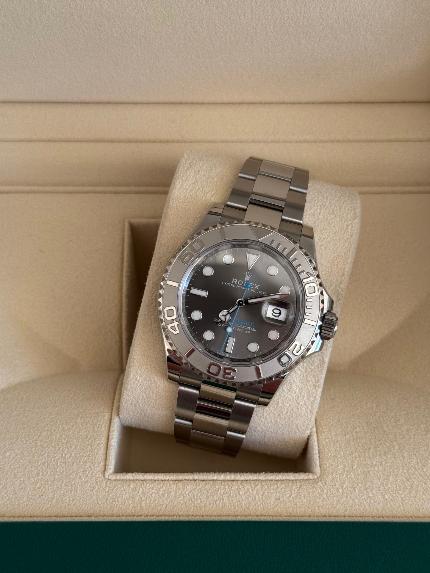 Rolex Yacht Master 40 Rhodium Dial 126622 2023