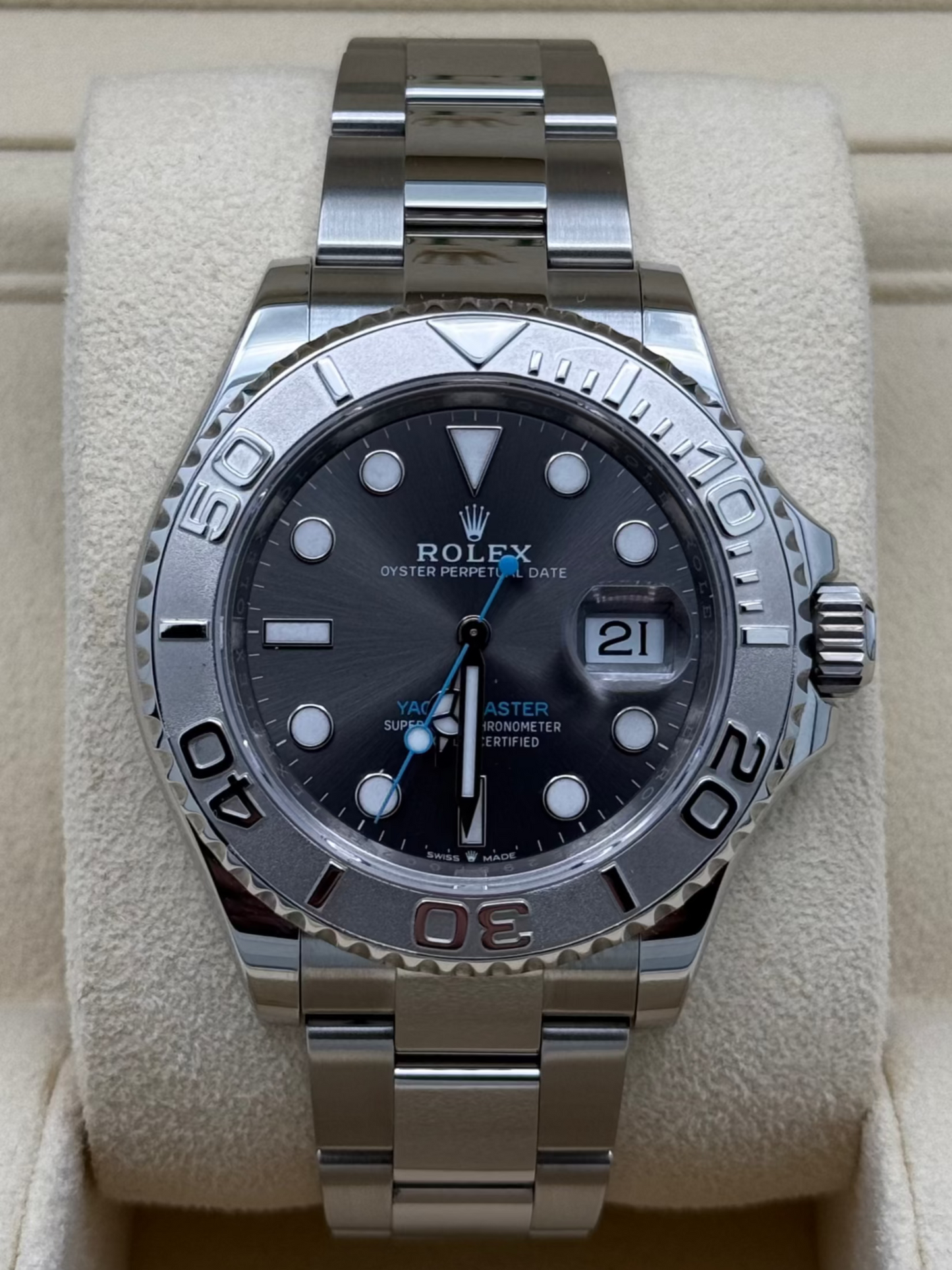 Rolex Yacht Master 40 Rhodium Dial 126622 2023