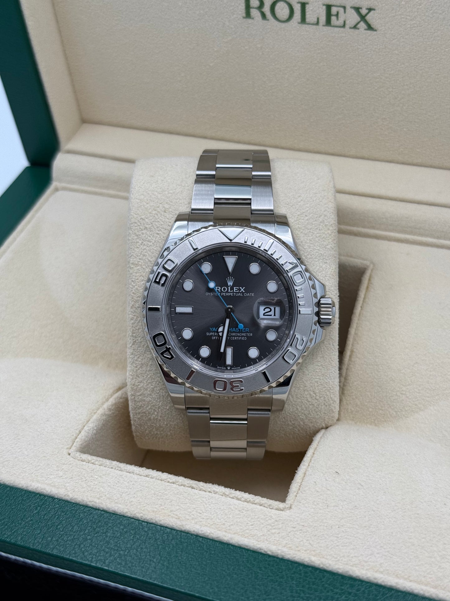 Rolex Yacht Master 40 Rhodium Dial 126622 2023