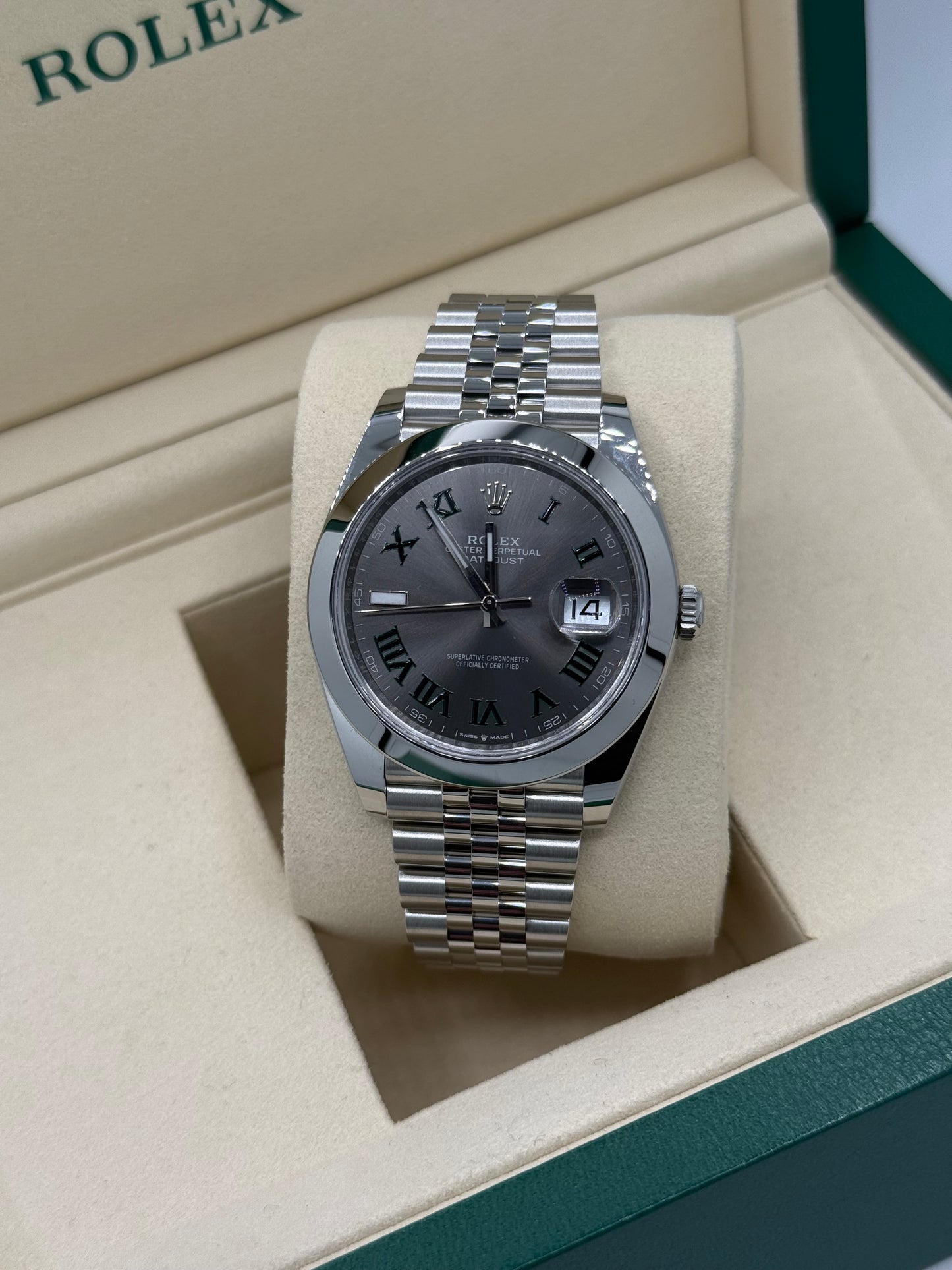 Rolex Datejust 41 Wimbledon Smooth Bezel Unworn 126300 2025