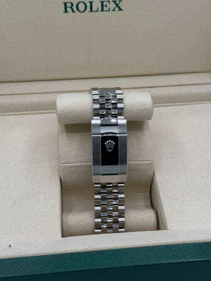 Rolex Datejust 41 Wimbledon Smooth Bezel Unworn 126300 2025
